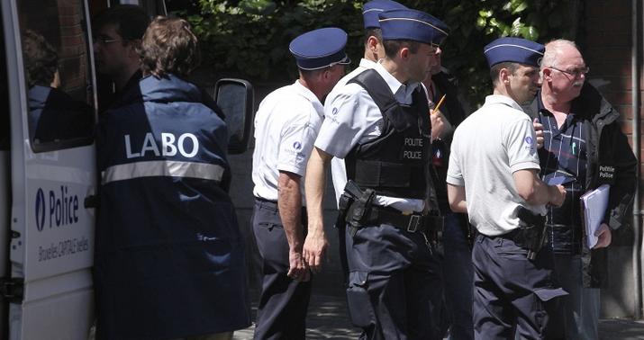Belçikada terror təhlükəsi:  Bir neçə şəxs girov götürüldü